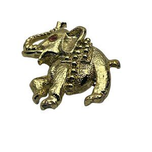 Vintage Gold Tone Elephant Pin/Brooch
